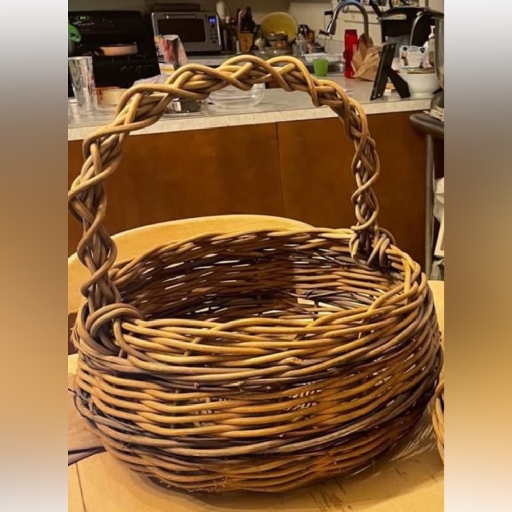 New large wicker basket